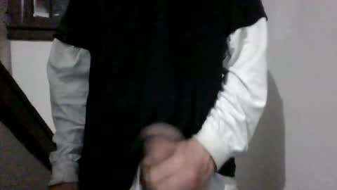 1horney online show from December 2025 01:44:01 AM