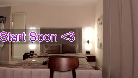 Lily 3 online show from November 2025 04:53:01 PM