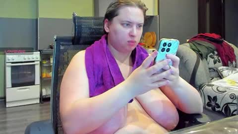 1LINDSEY1 online show from October 2025 02:59:02 PM