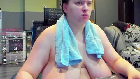 1LINDSEY1 online show from October 2025 03:29:02 AM