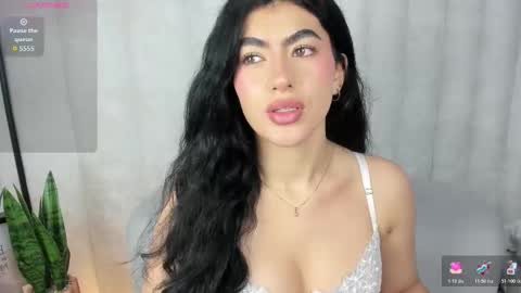 Snapshot of 1m_emily chatting on November 2025 07:16:02 PM . online show from November 2025 07:16:02 PM