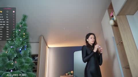 Snapshot of 1mari_01 chatting on January 2025 07:32:02 PM Marie online show from January 2025 07:32:02 PM