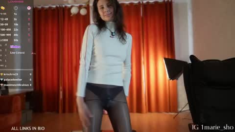 Marie online show from May 2026 09:48:01 AM