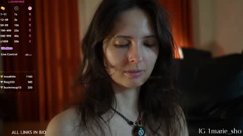Marie online show from May 2026 09:54:02 PM