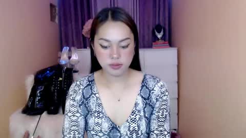 Snapshot of 1miracle_tranny chatting on June 2026 05:53:01 AM 1miracle_tranny online show from June 2026 05:53:01 AM