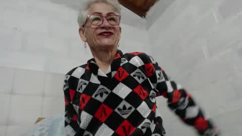 Snapshot of 1miss_monserrate chatting on January 2025 10:11:02 AM Miss Monserrate online show from January 2025 10:11:02 AM