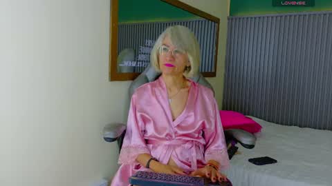 Miss Monserrate online show from June 2026 01:48:01 PM