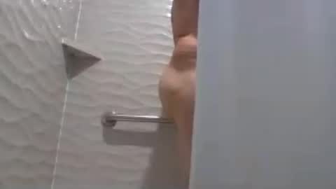 Snapshot of 1nastya8 chatting on June 2026 01:41:02 AM TheShyOne18 online show from June 2026 01:41:02 AM