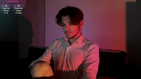 1roberttt online show from May 2026 09:41:01 PM