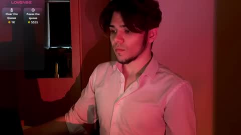 1roberttt online show from May 2026 10:07:01 PM