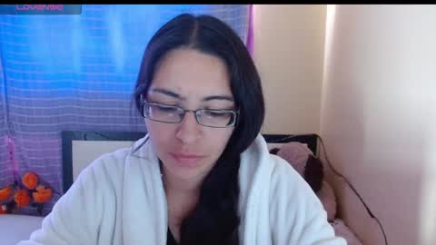 paola online show from December 2025 08:05:01 PM