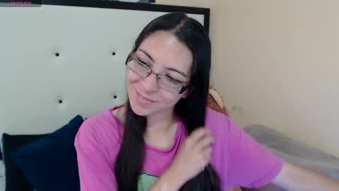 paola online show from June 2026 08:59:02 PM