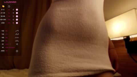 Snapshot of 1slavicdoll chatting on October 2025 04:16:01 AM VICTORIA online show from October 2025 04:16:01 AM