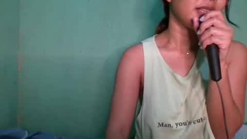 1smile4u online show from December 2024 10:33:02 AM