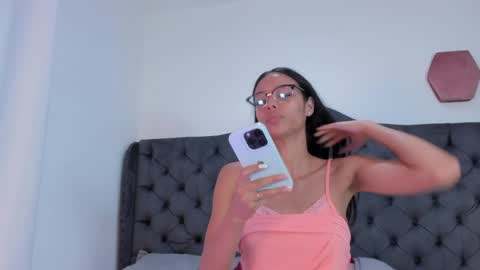 1Threestar online show from April 2026 12:28:01 PM