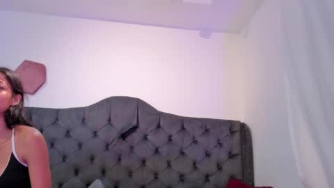 1Threestar online show from April 2026 12:18:01 PM