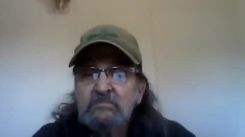 Snapshot of 1valentine chatting on December 2024 09:52:01 PM 1valentine online show from December 2024 09:52:01 PM