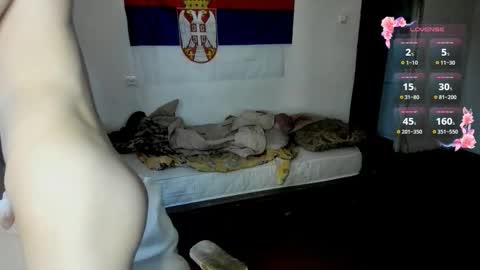 Milos online show from October 2025 04:22:02 AM