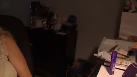 Snapshot of 1xtrahornyone chatting on January 2025 02:25:01 AM Susan online show from January 2025 02:25:01 AM