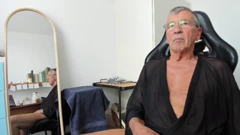 Henk online show from June 2026 01:23:01 PM