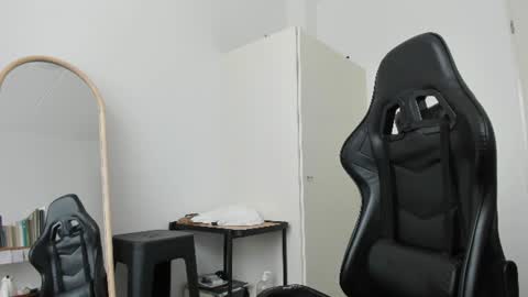 Henk online show from July 2026 10:56:02 AM