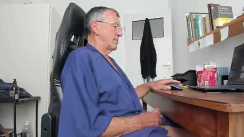 Henk online show from July 2026 09:56:02 AM