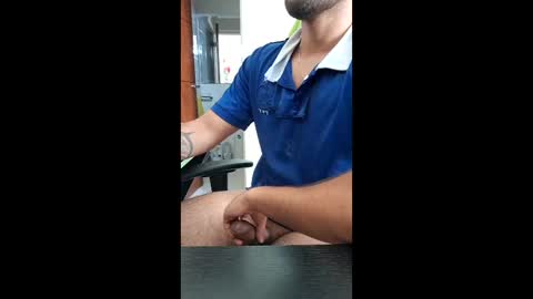 Miguel online show from April 2026 08:17:01 PM