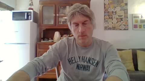 Snapshot of 22esserre chatting on December 2024 12:49:01 PM 22esserre online show from December 2024 12:49:01 PM