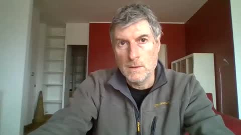 Snapshot of 22esserre chatting on February 2025 03:27:01 PM 22esserre online show from February 2025 03:27:01 PM