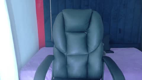 Snapshot of 24isabella chatting on September 2025 02:08:01 PM Isabella online show from September 2025 02:08:01 PM