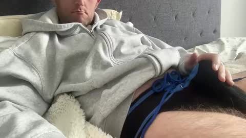 25flyboy25 online show from April 2026 05:54:02 PM
