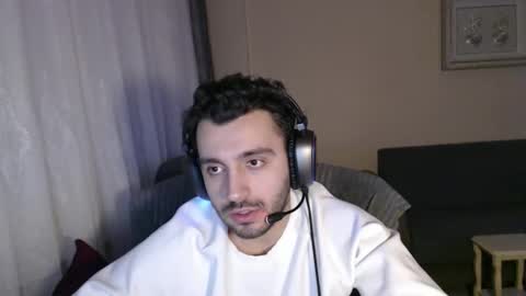 Berk online show from December 2025 10:27:02 PM