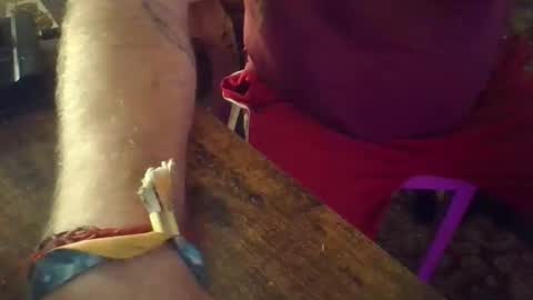 Snapshot of 2hard2handleme chatting on October 2025 03:18:01 AM 2hard2handleme online show from October 2025 03:18:01 AM