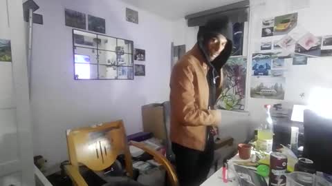 2l82agree online show from September 2025 01:09:01 AM