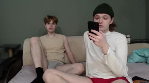 Snapshot of 2nc_ chatting on November 2025 08:24:01 AM Eleot online show from November 2025 08:24:01 AM