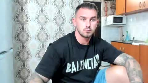 2sexymuscles online show from July 2026 07:38:01 PM