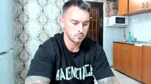 2sexymuscles online show from July 2026 08:50:01 PM