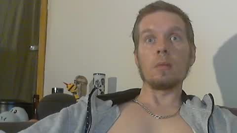 2small4you83 online show from December 2024 06:14:01 PM