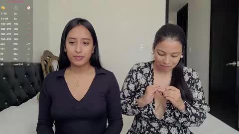 Snapshot of 2summerlove2 chatting on January 2025 03:32:01 PM Dalilah and Tarah online show from January 2025 03:32:01 PM