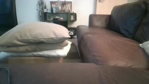 Snapshot of 33uk3 chatting on March 2025 08:38:02 AM 33UK online show from March 2025 08:38:02 AM