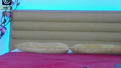 Ella online show from February 2025 10:54:01 PM