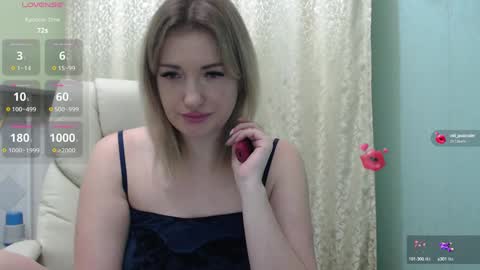 Snapshot of 3sweetcandy3 chatting on January 2025 11:18:02 PM 3sweetcandy3 online show from January 2025 11:18:02 PM