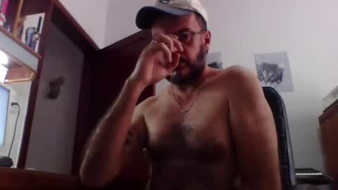 Snapshot of 40taopeludo chatting on November 2025 03:40:01 PM 40taopeludo online show from November 2025 03:40:01 PM