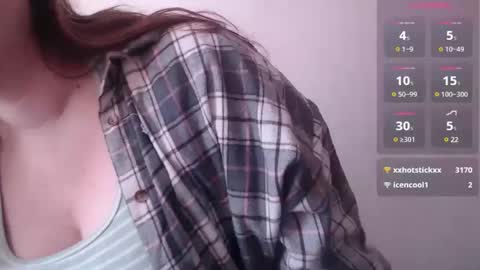 Snapshot of 444____ chatting on January 2025 08:43:01 AM Katya online show from January 2025 08:43:01 AM