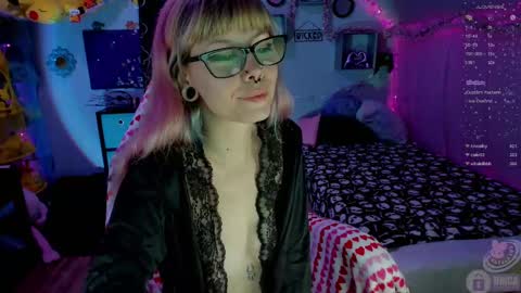 Snapshot of 4kfucktoy chatting on September 2025 01:58:02 PM Mo online show from September 2025 01:58:02 PM