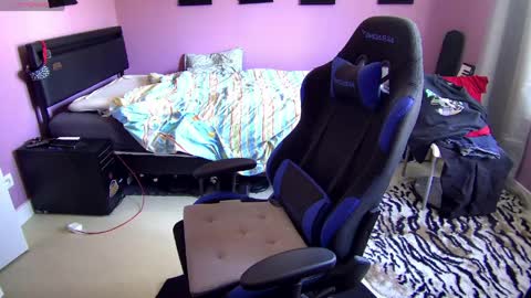 Larese Carlo online show from April 2026 09:45:01 AM