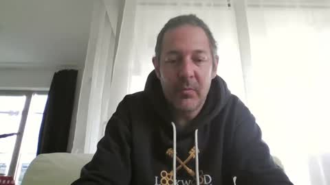 Larese Carlo online show from May 2026 08:44:01 AM
