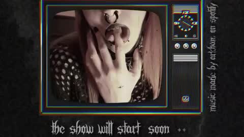 Juune online show from April 2026 06:35:02 PM