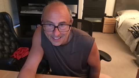 daddy vegas  for single women and couples here online show from March 2026 02:04:01 AM