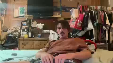 Snapshot of 69j0hndo chatting on October 2025 01:27:02 AM FUCKR online show from October 2025 01:27:02 AM